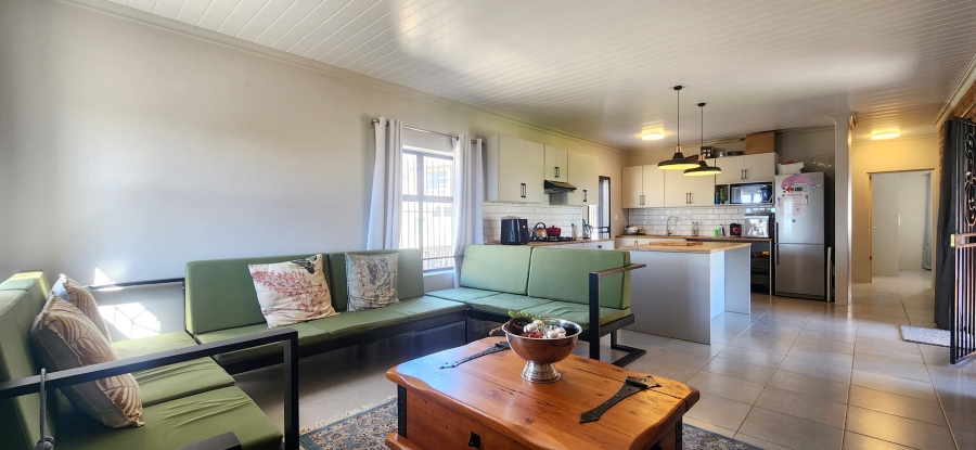 3 Bedroom Property for Sale in Oceanview Heights Western Cape